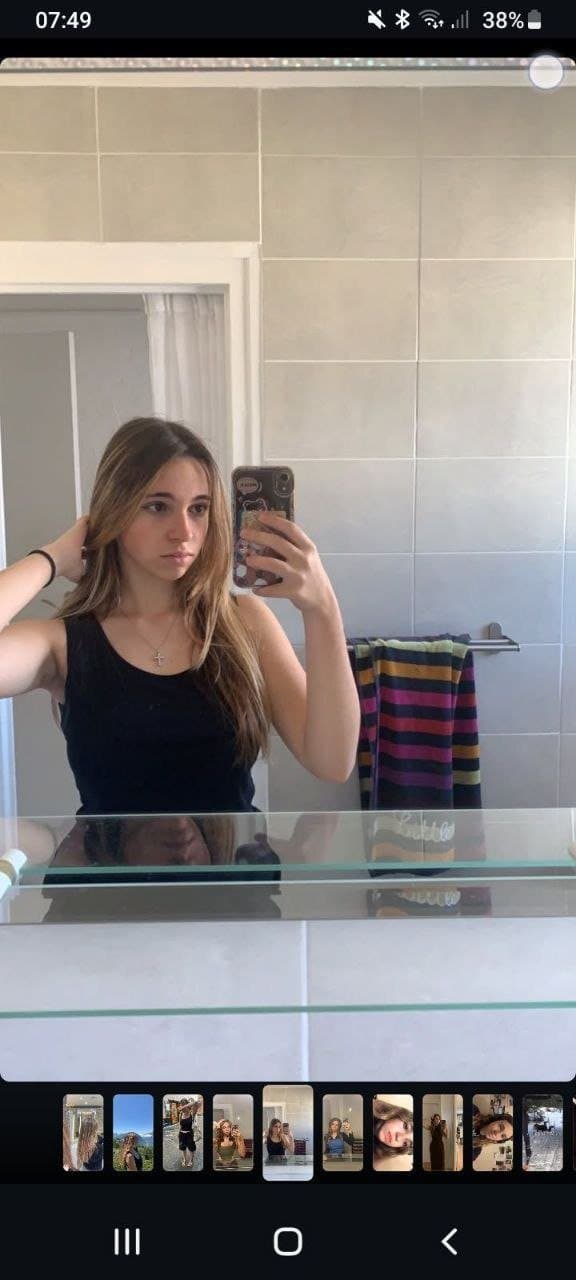 Chienne française exposé