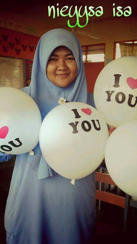 Niesa Isa  Malay horny bitch Malaysia