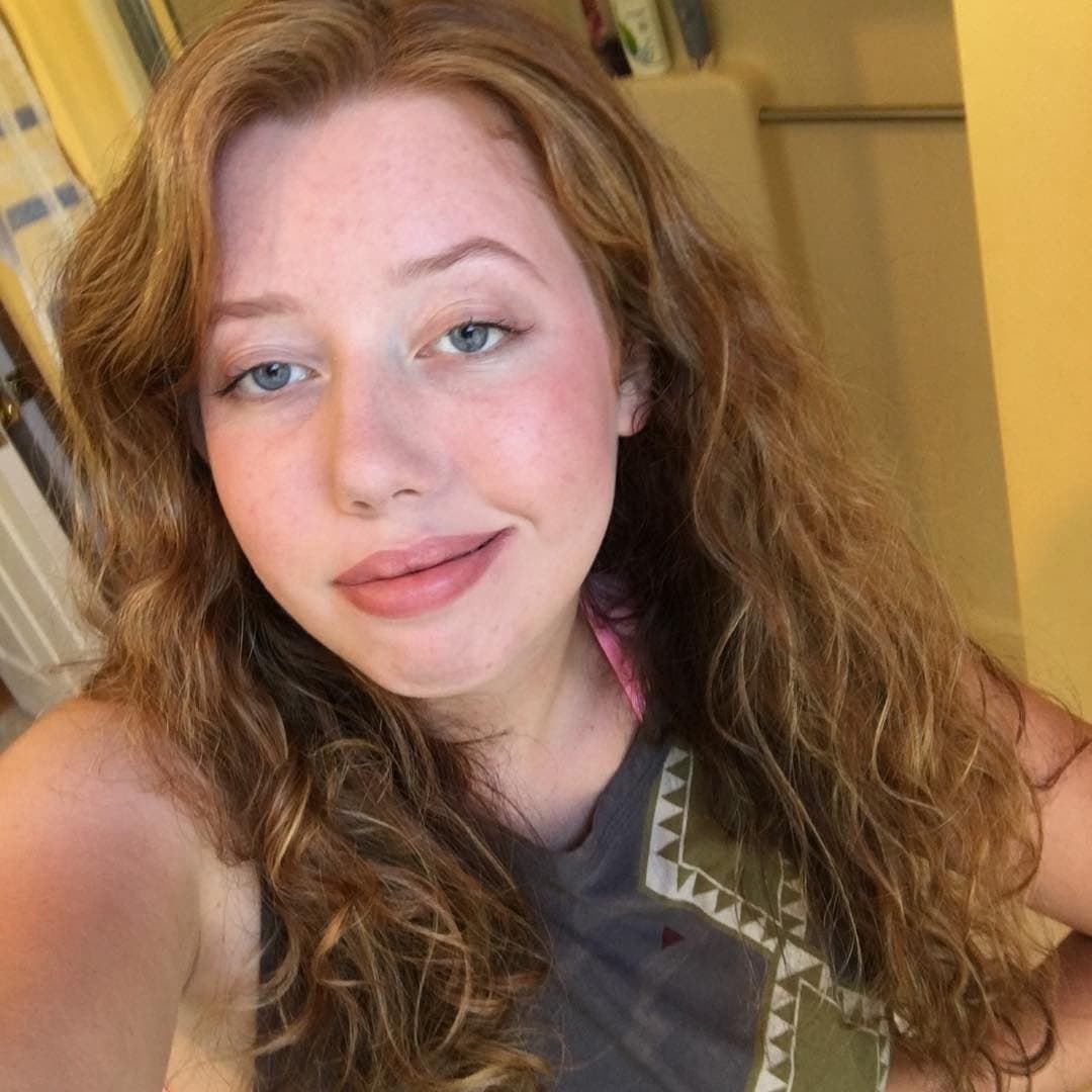 Big Tits Ohio PAWG Elaina L ? message me if you know her ;)