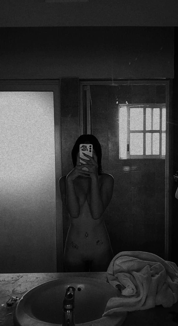 Click to view full size Frida Anahi Sánchez Sánchez