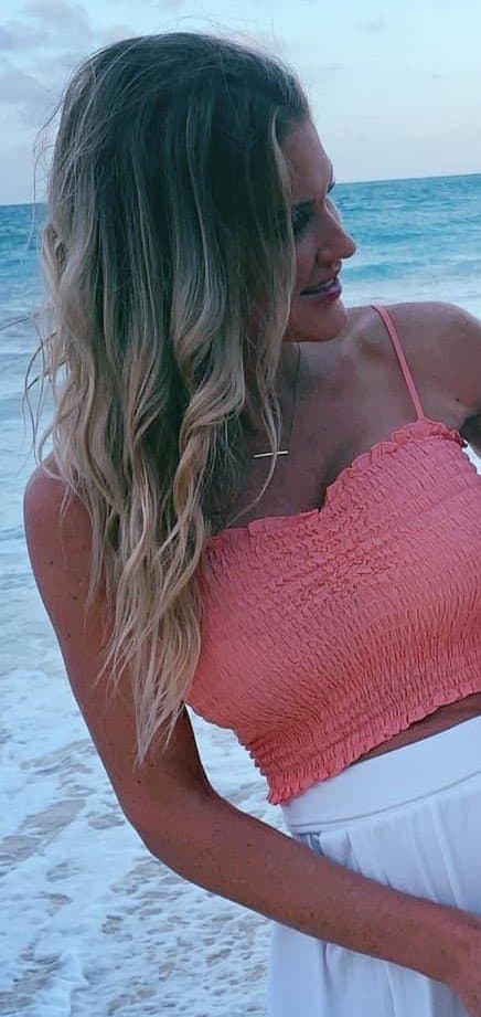 Curly haired cutie flashes her fakies at spring break a couple times for a G G W t-shirt