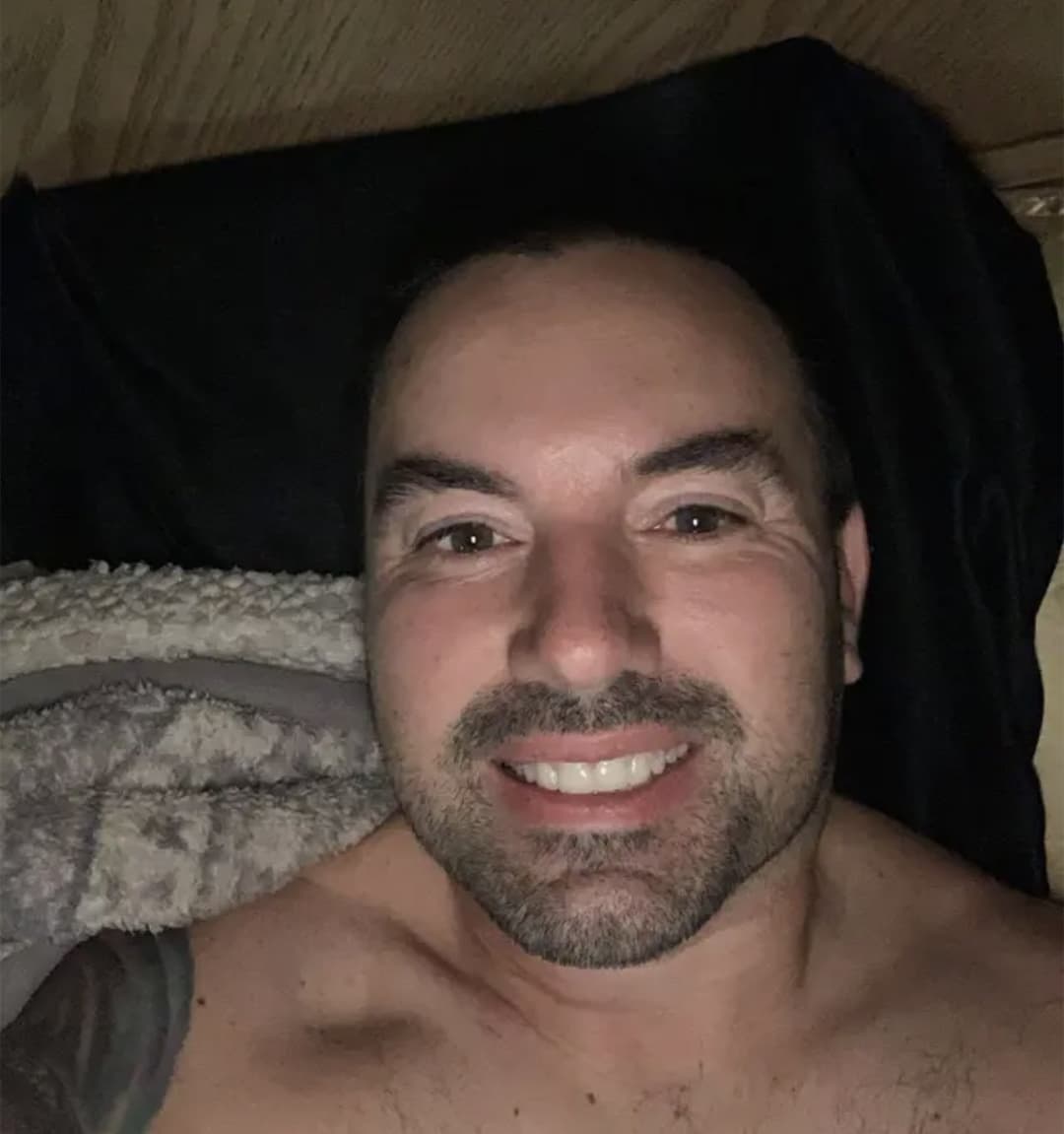 Amateur straight nude naked male