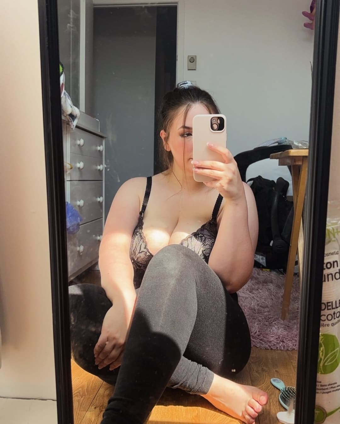 Huge Tits French Teen BBW Tits Flash Nude