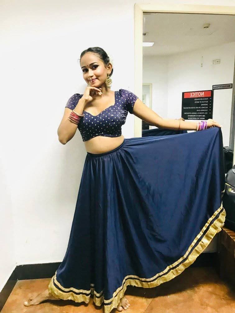 Sri lankan famous dancing girl nude & pussy