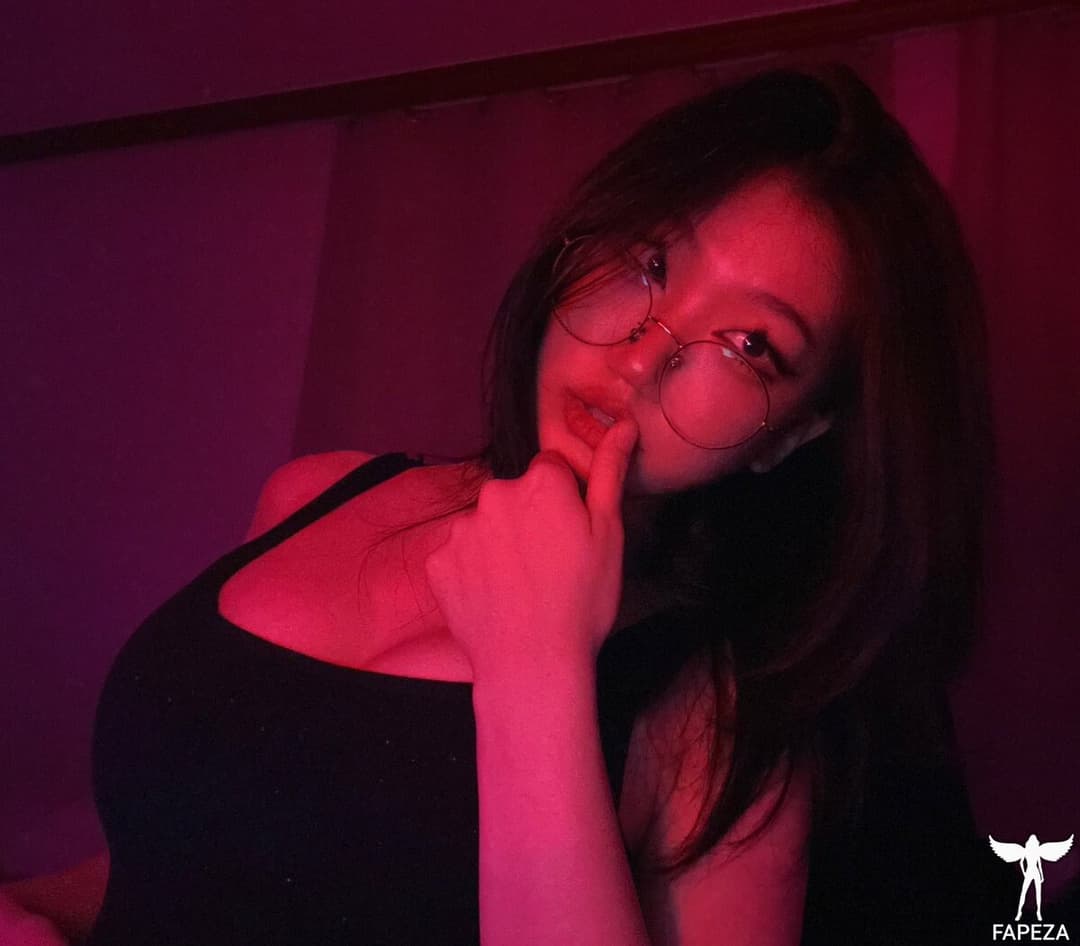 Asian Twitch streamer 4