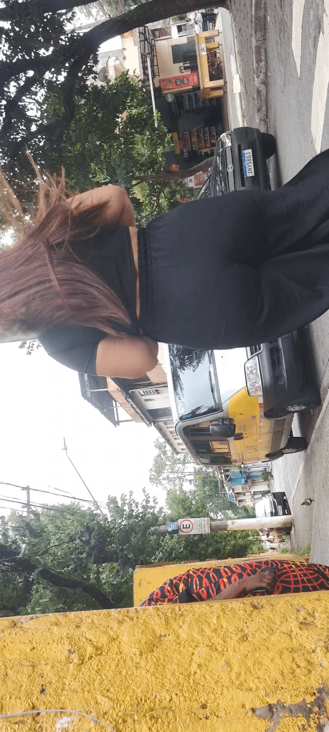 Aleatory bitch • Giant ass ?