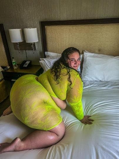 Click to view full size Blonde Bust Escort In Orange County ca