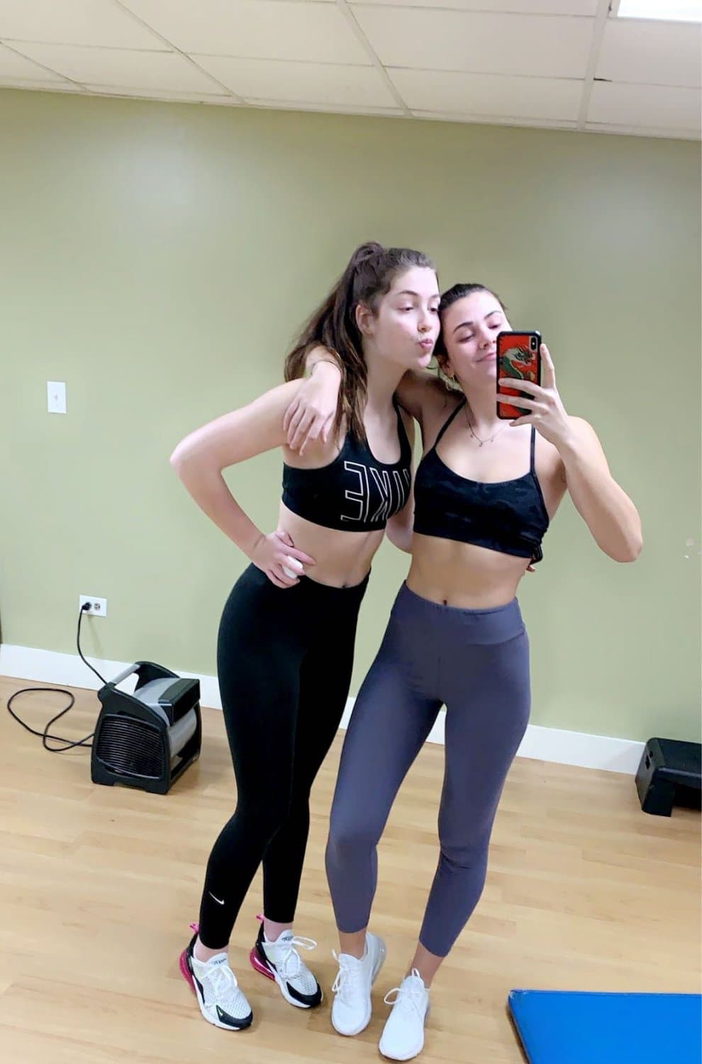 Best friends leaked College thots