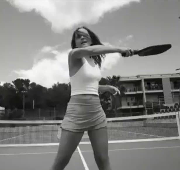 Emma Watson,goon to Emma/pickle ball