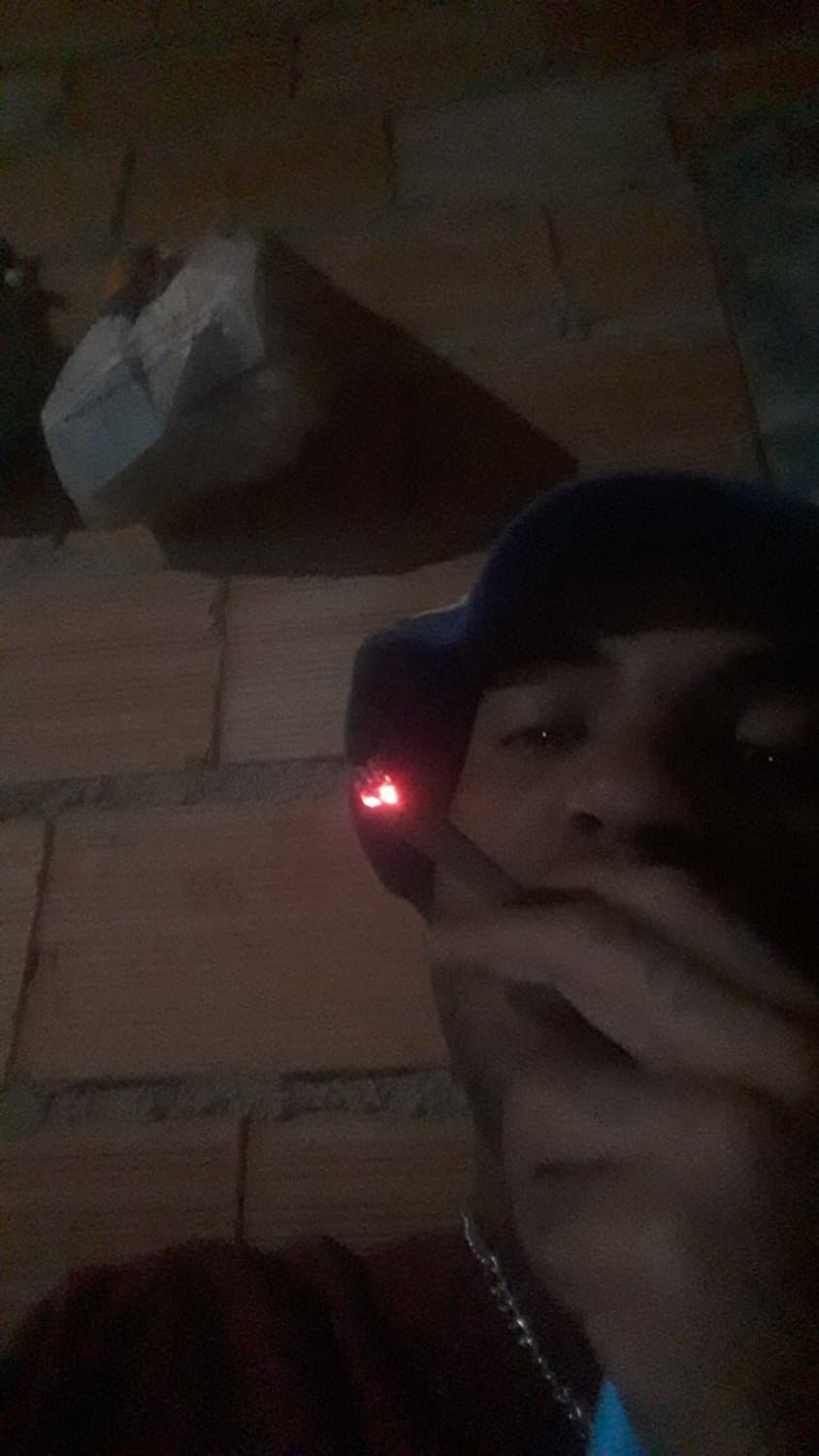 Moreno tatuado cara de bandido talvez não seja soh a cara Hahahahaha  #sonho ser artista porno chama