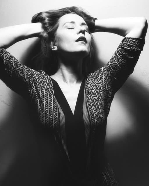 Elizabeth milf vocal coach