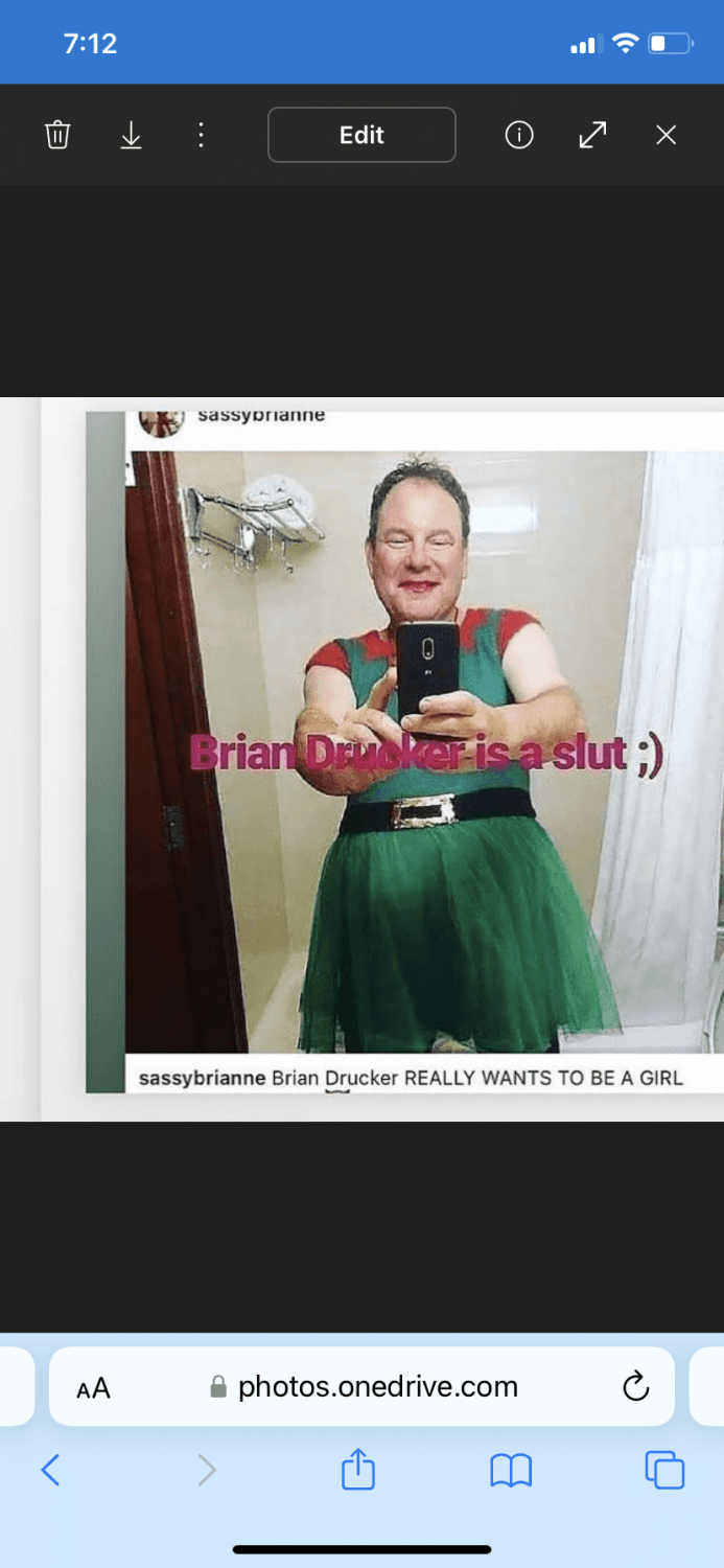 Brian Drucker loves giving Derek blowjobs