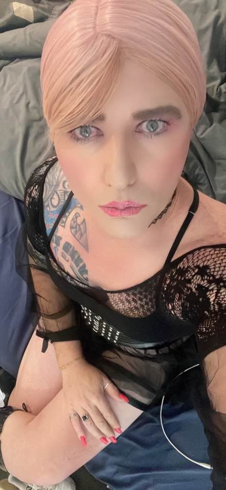 Sissy Cherry ? 43yo from QLD Australia ?? submissive bottom slutKik: Tailfeather81