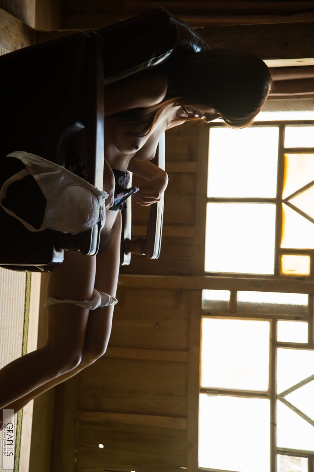 Momo Sakura 桜空もも, Graphis Gals [MOMOIRO] Vol01 –