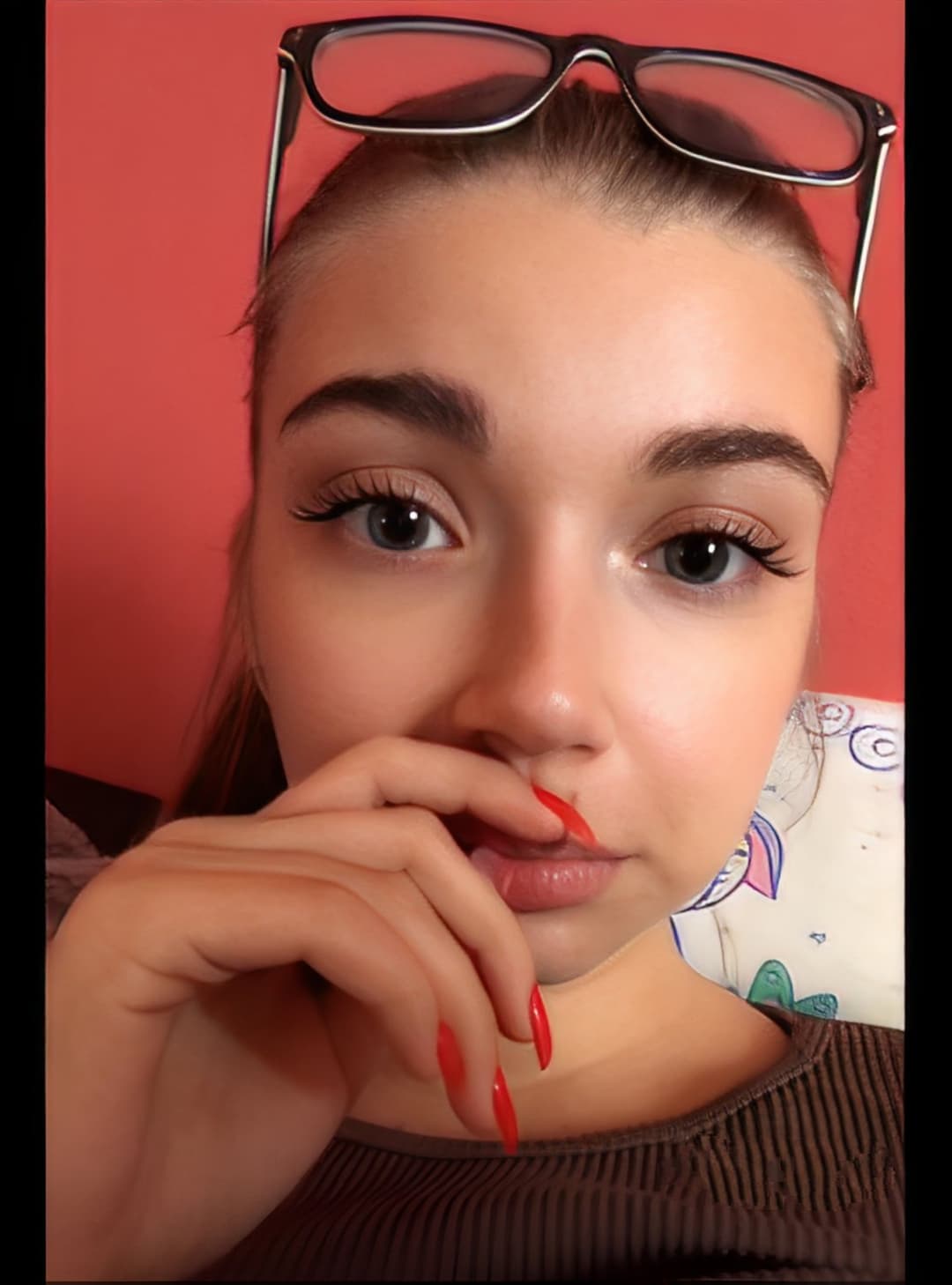 [kik]shsjebbd fuck my gf hard and rough while I jerk my cock watching her take it nd cum on her face