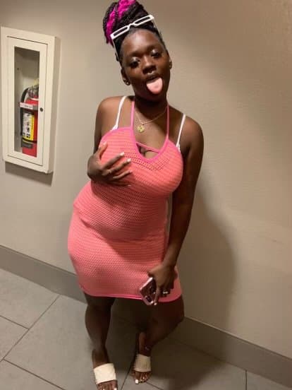 I use to be diggin all in this lil black whore . She fake gay now.