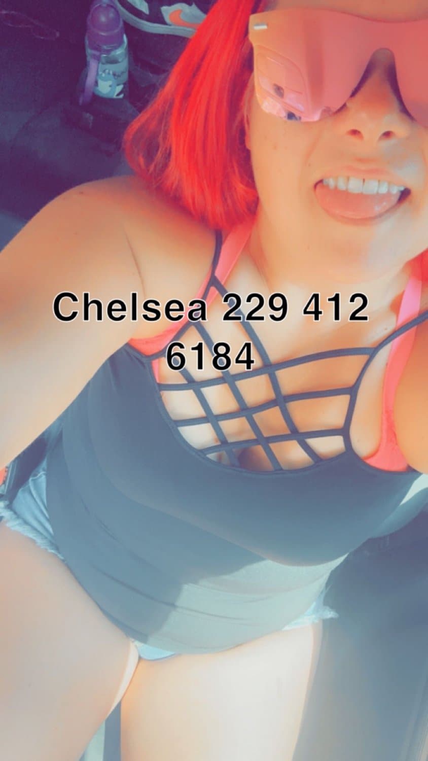 She said she wants to be a webslut guys so let’s help her out!!