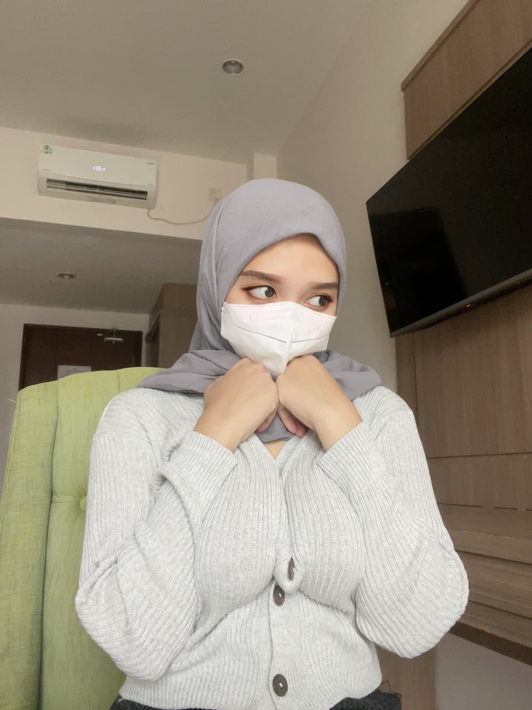 Big-breasted Young Hijab Malaysian