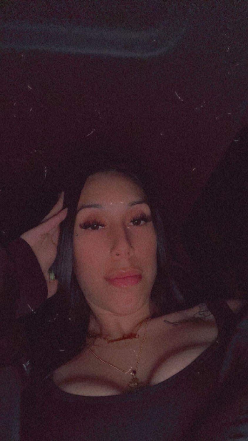 Slim thick Hawaiian slut?