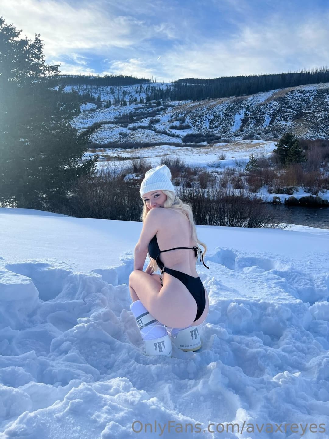 Ava Big Tits Teen TikToker College Slut Pawg Blonde Thot - MEGA LEAKS