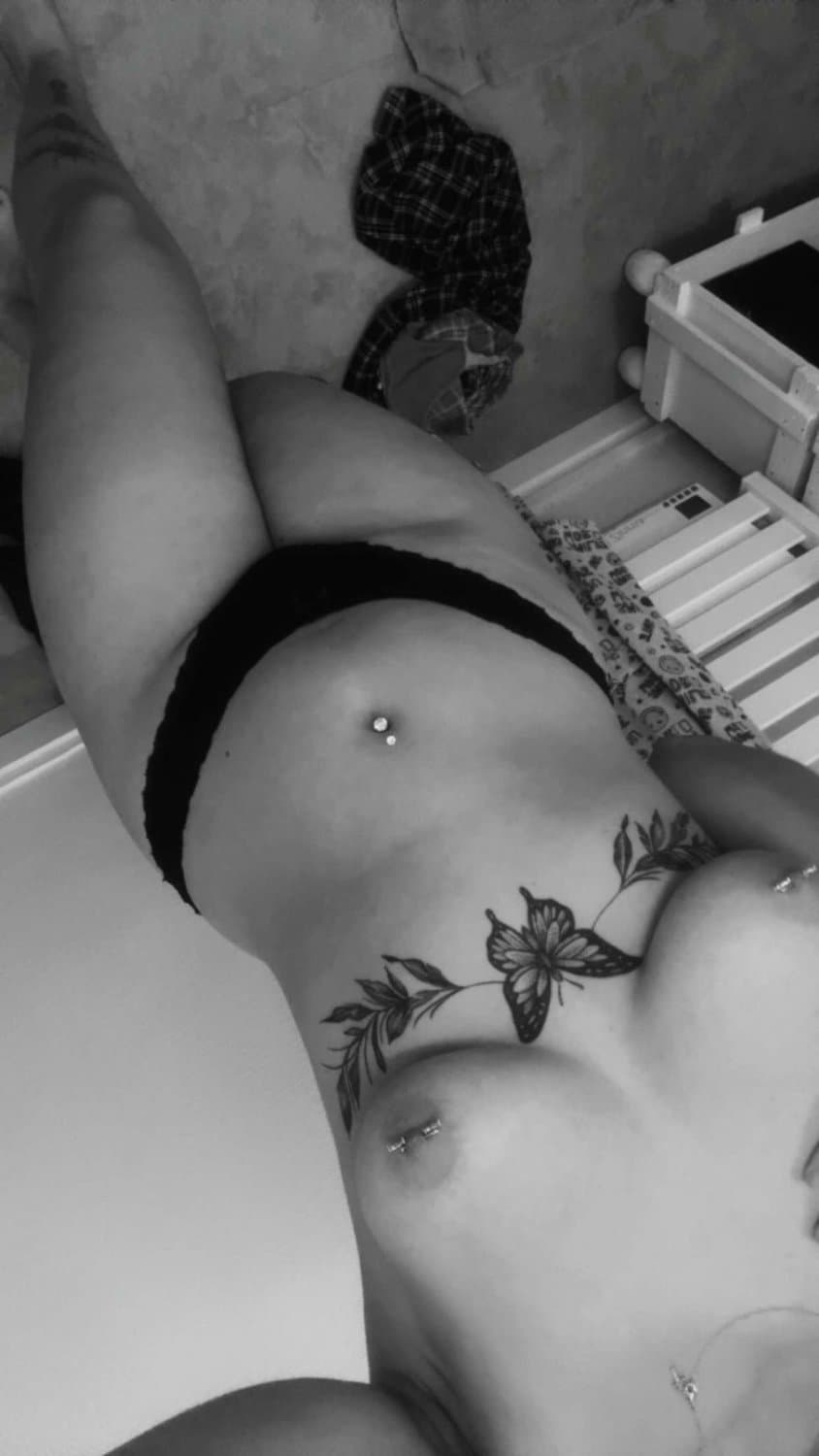 French babe Emilie gets her trust broken