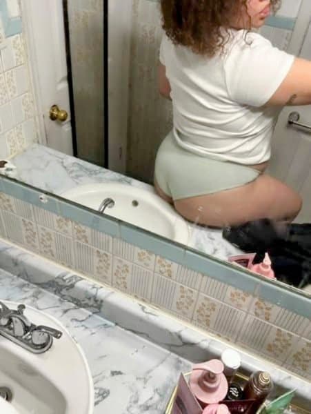 Cheating Latina Lightskin Twerking naked for BBC