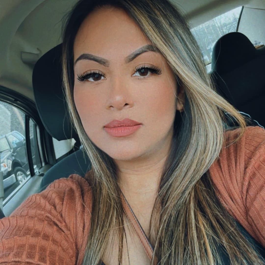 Want to fuck this bitch so bad