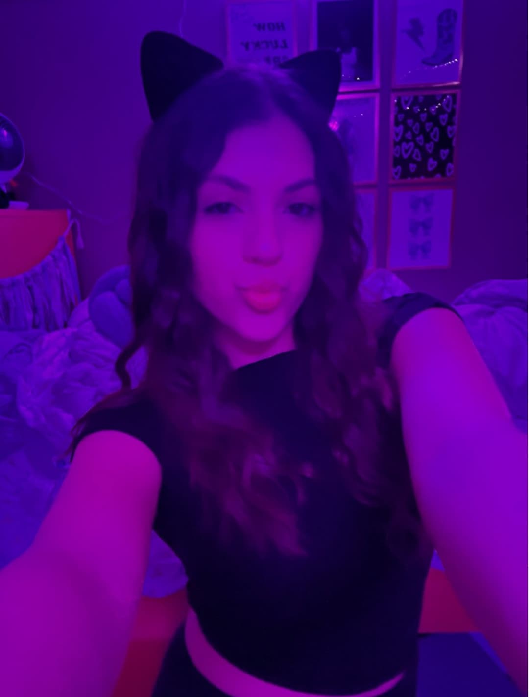 Latina Teen Gina Valentina lookalike