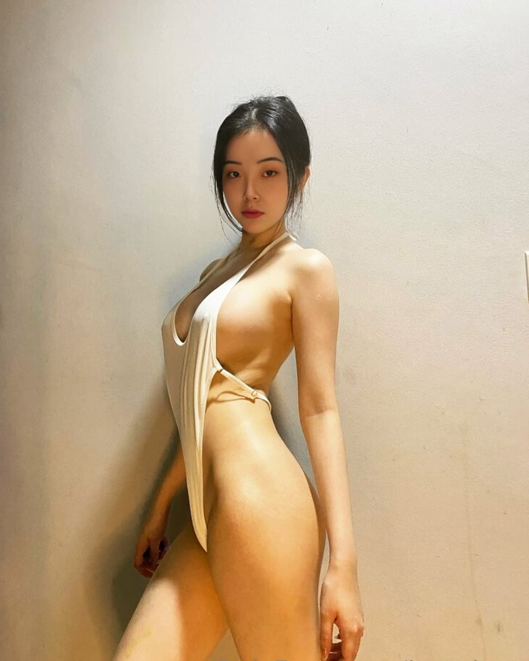 Hot Asian railed by old white man