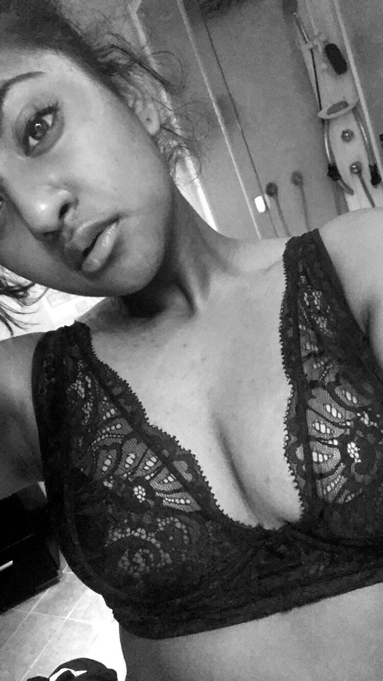 Tamil girl dm for more