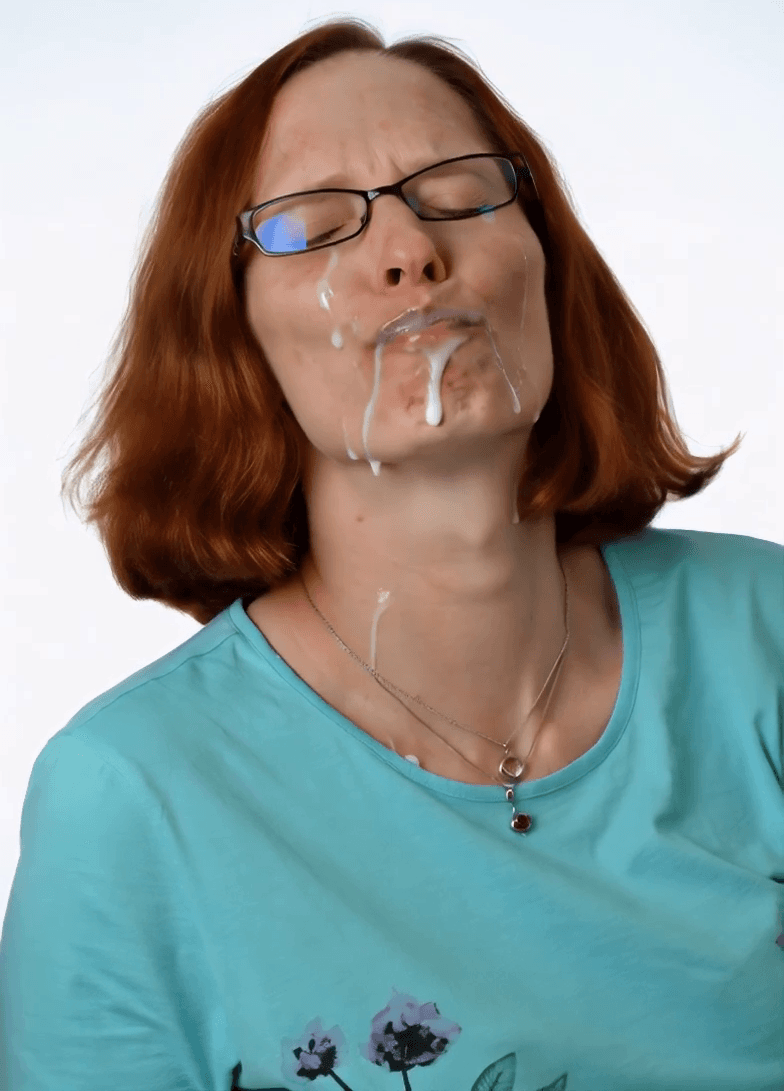 Nicole Kaiser from Bielefeld Germany born on 5 Oct. 77 Cumslut Born as Nicole Sundermann Part 2 of 3