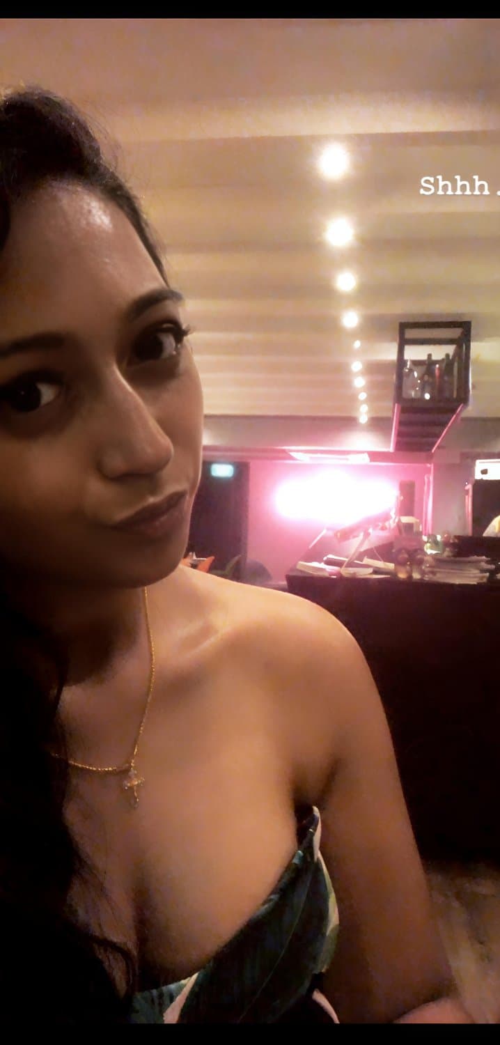 Curvy Singapore Army Girl Having Hot Phone Sex