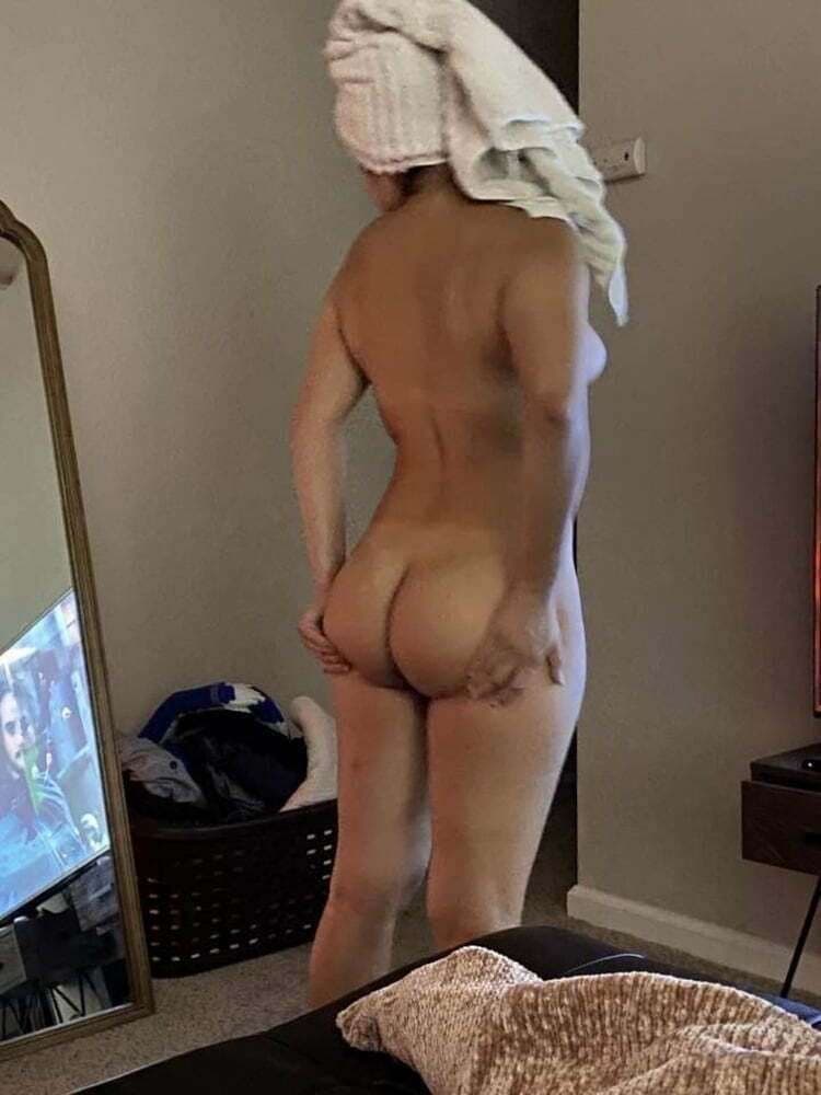 Bubble butt Mexican slut