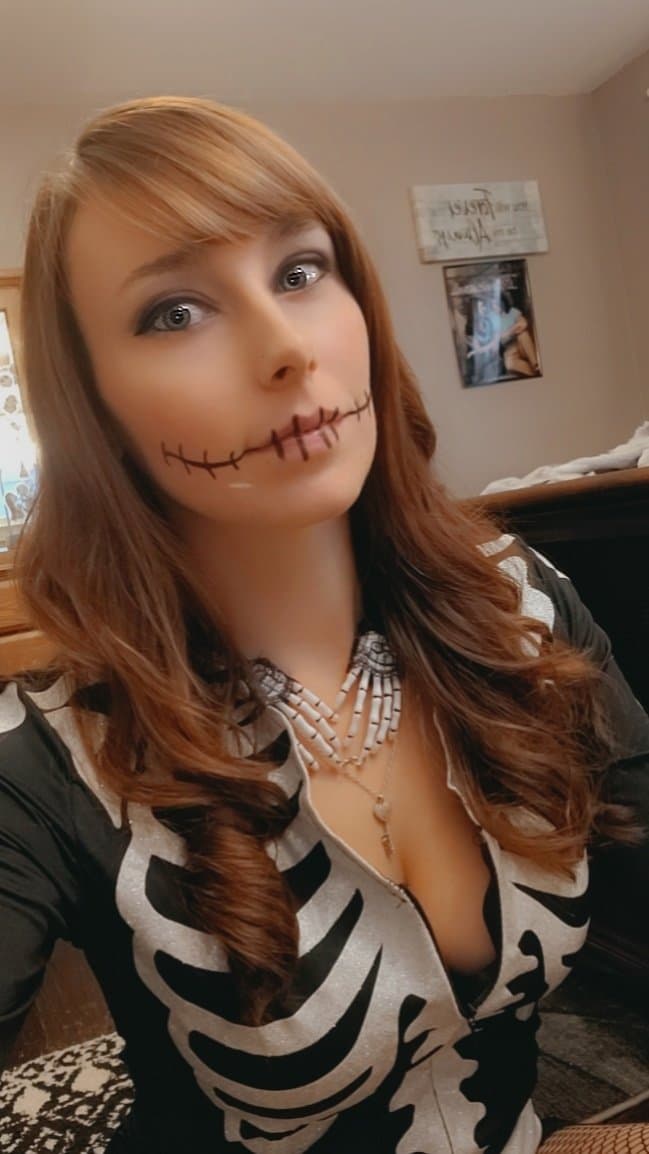 Halloween amateur slut blowjob and tease