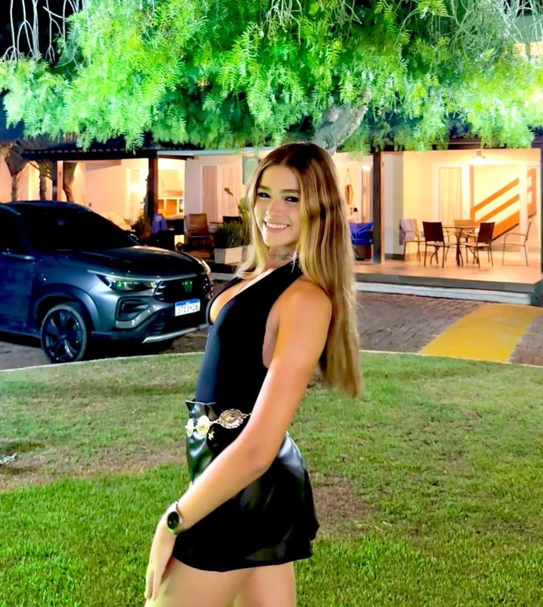 Perfetinha...Vittoria muito linda , tao gostosa