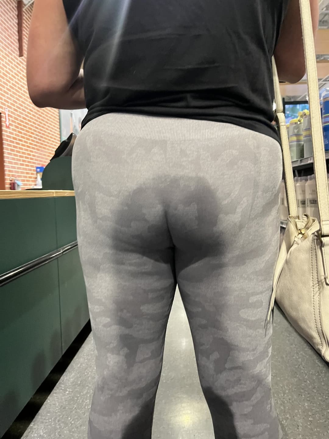 College Teen Shopping Store