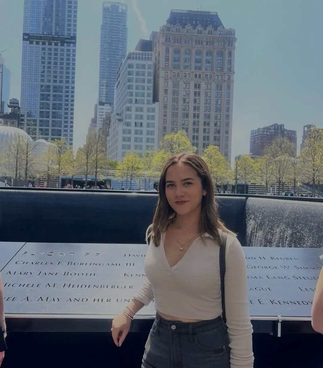 La nena quiere que la desvirgue