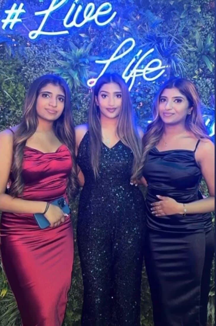 Juicy Tamil Indian desi uk trio sisters  dm leaks
