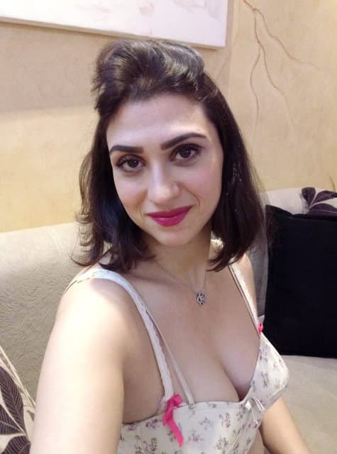 Beautiful and attractive Iraqi wife7771