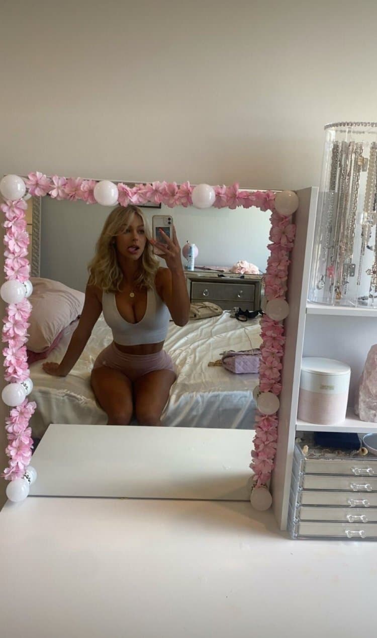 Click to view full size Snow bunny got them yams shiiesh kaitlynroseb