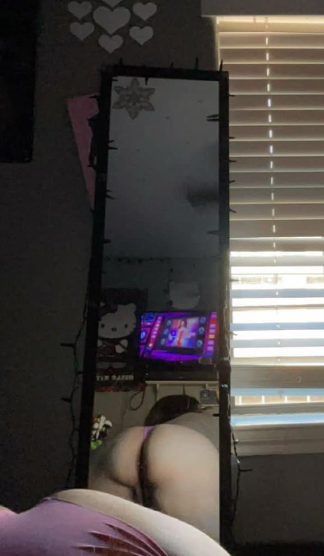 Click to view full size Gordi buena cachonda?