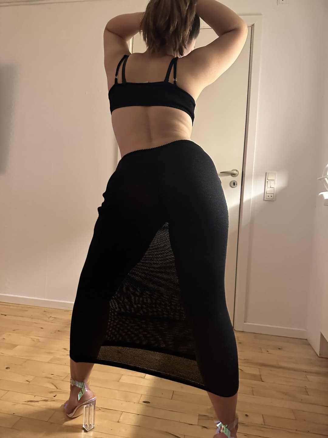 Afghani Leenakusi riding cock ??