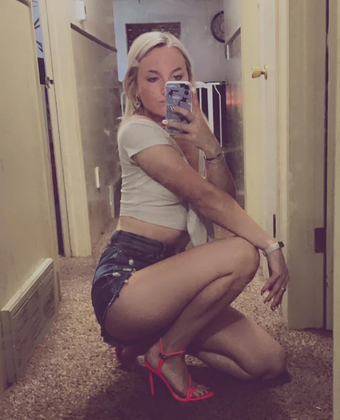 Size bet for two girls. Winner gets both girls if you’re bigger than me. Kik cj2488