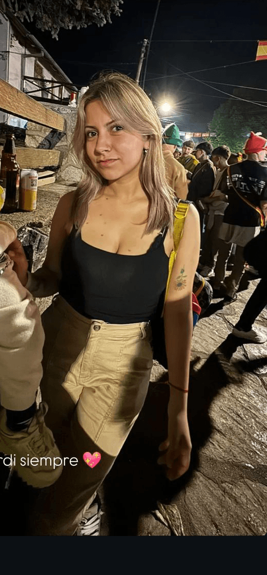 Click to view full size Lindo gato me salió la nena uff