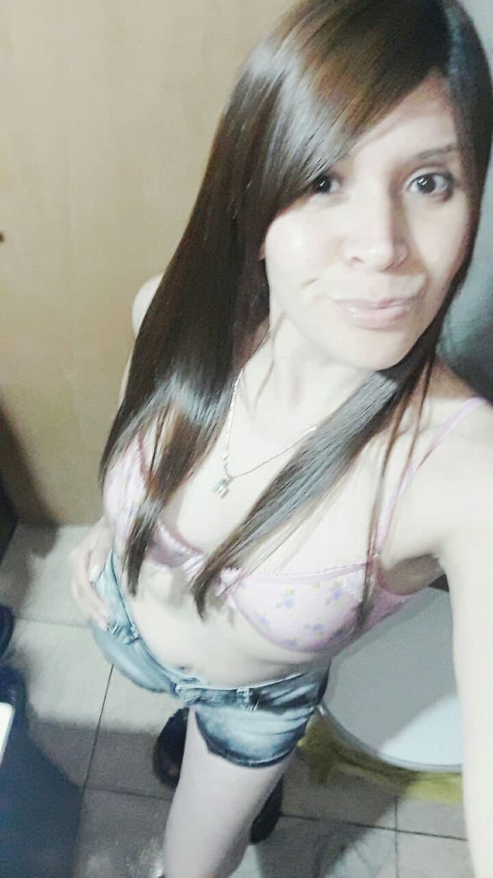 Argentina Naty bravo Mucama Puta en el trabajo