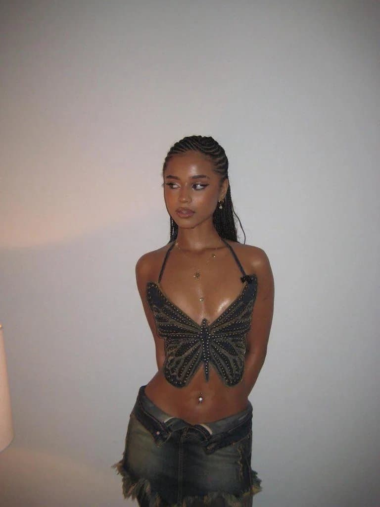 Young Petit Ebony Celebrity Tyla Sexy & Cute South African Thot