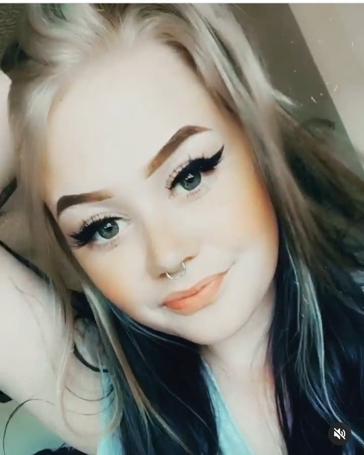 My Sexy Neighbor Brooke And Her Plump Ass