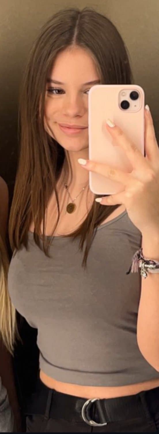 Click to view full size Girl from School please blackmail me at 10 Likes Name and 15 likes Insta