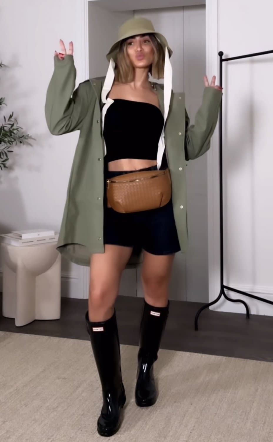 Frankie Bridge - Boots