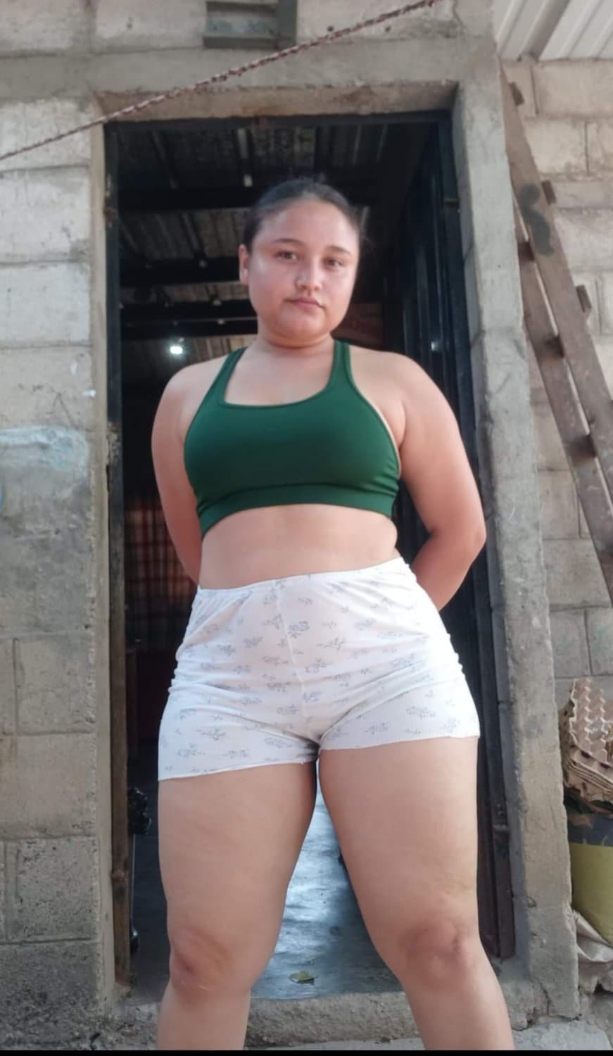 Aporte de un aficionado- mamita con un tremendo y delicioso culote ???❤️❤️